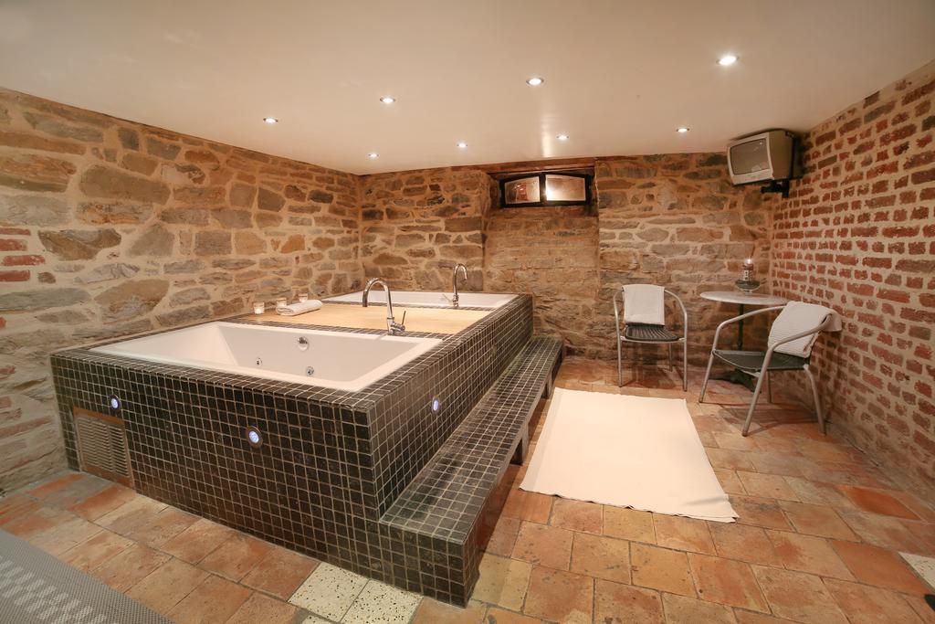 Dolce Villa Pool And Wellness Francorchamps Bagian luar foto