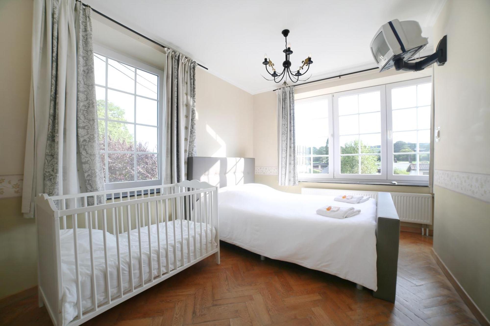 Dolce Villa Pool And Wellness Francorchamps Ruang foto