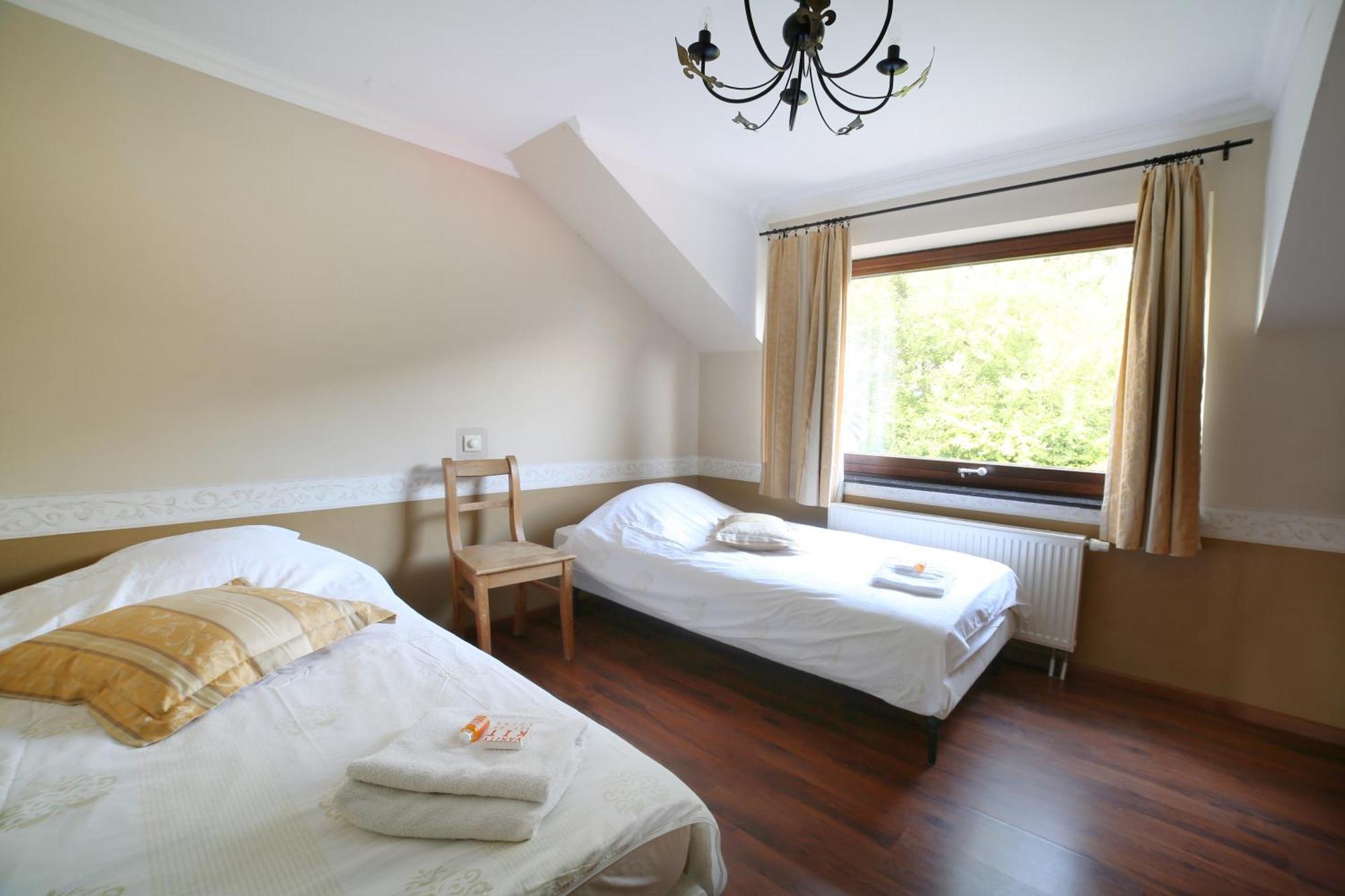 Dolce Villa Pool And Wellness Francorchamps Bagian luar foto