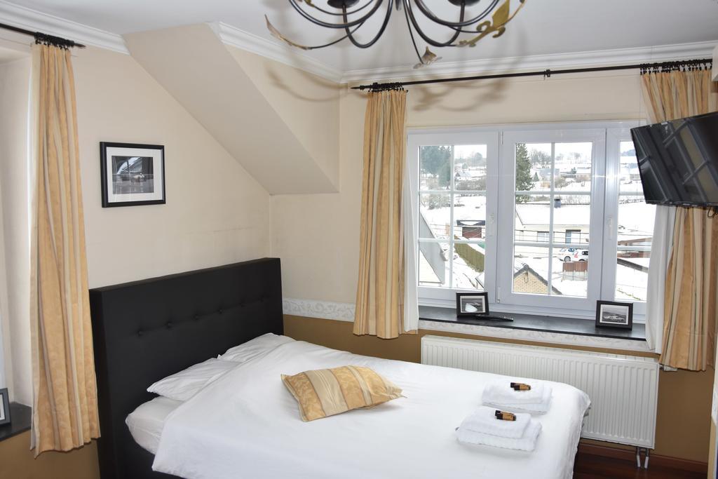 Dolce Villa Pool And Wellness Francorchamps Ruang foto