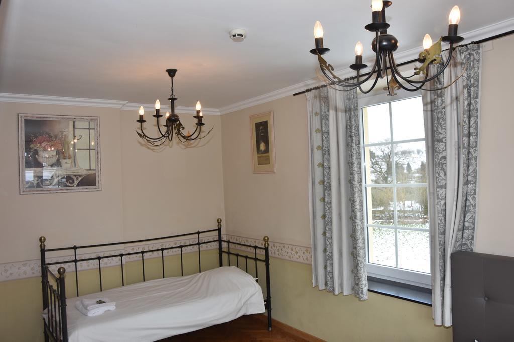 Dolce Villa Pool And Wellness Francorchamps Ruang foto